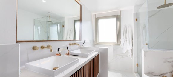 2 bedrooms Apartment in El Madronal, Spain No. 125971 6