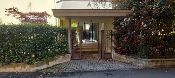 3غرفة شقة في Busto Arsizio, Italy رقم 1669 4