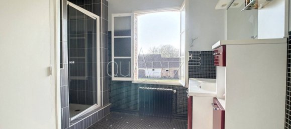 5 Schlafzimmer Haus in Saint-Remy-sur-Avre, France, Nr. 90014 10