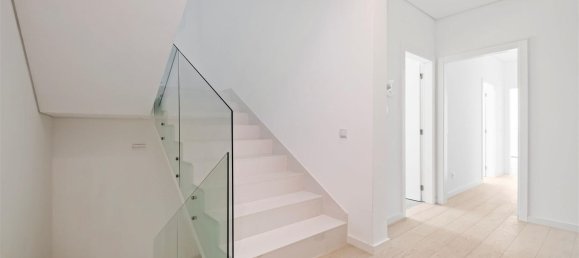 Casa T4 em Funchal, Portugal N.º 136937 2