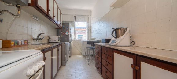 2 Schlafzimmer Wohnung in Oeiras, Portugal, Nr. 328637 11