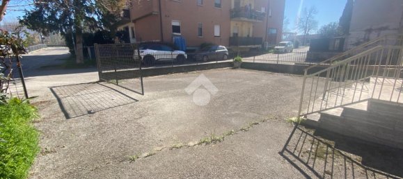 8-salle Maison à Bastia Umbra, Italy No. 151537 3