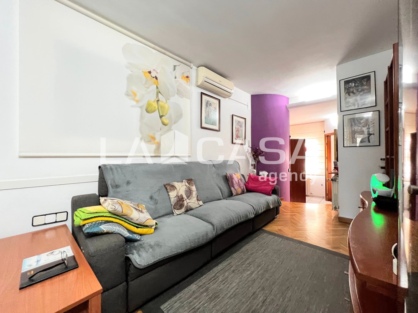 Dúplex de 3 dormitorios en Badalona, Spain No. 43452