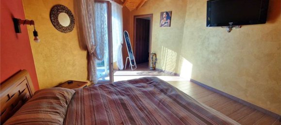 4 rooms Villa in Leggiuno, Italy No. 1622 36