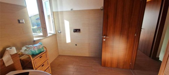 4 rooms Villa in Leggiuno, Italy No. 1622 42