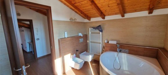 4 rooms Villa in Leggiuno, Italy No. 1622 43