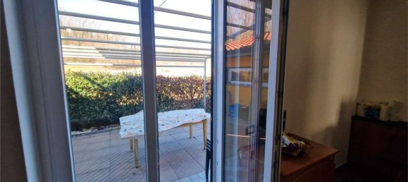 4 rooms Villa in Leggiuno, Italy No. 1622 23