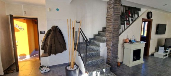 4 rooms Villa in Leggiuno, Italy No. 1622 9