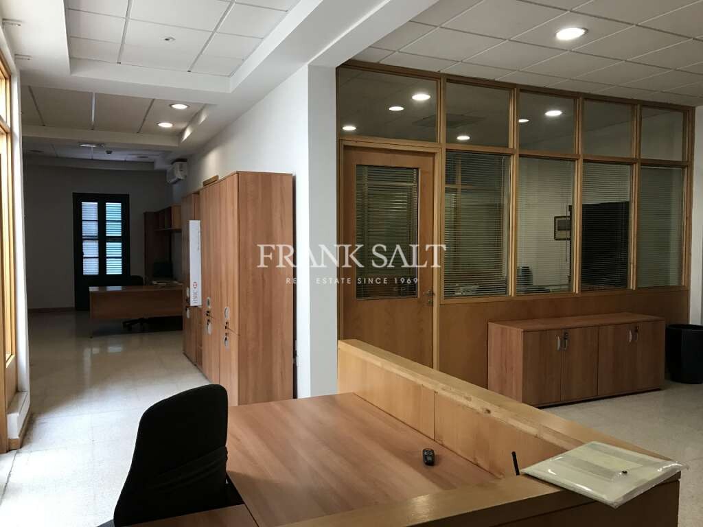  مكتب في Marsa, Malta 1080متر مربع رقم 12961