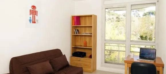 1 bedroom Apartment in Marseille, France No. 336528 2