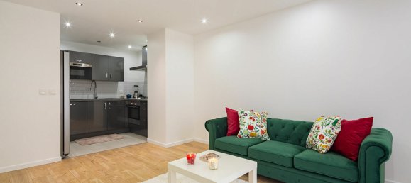 2 chambres Appartement à Argenteuil, France No. 151727 2