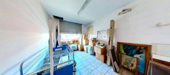 5 bedrooms House in Turin, Italy No. 297683 11