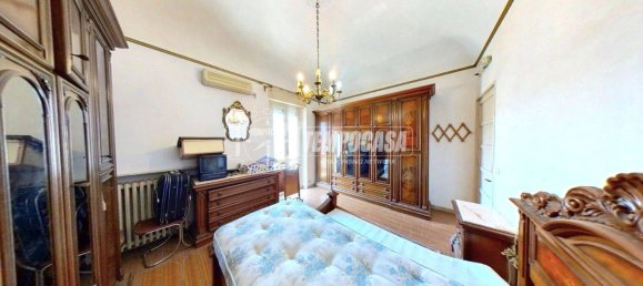 5 bedrooms House in Turin, Italy No. 297683 22