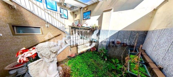 5 bedrooms House in Turin, Italy No. 297683 3