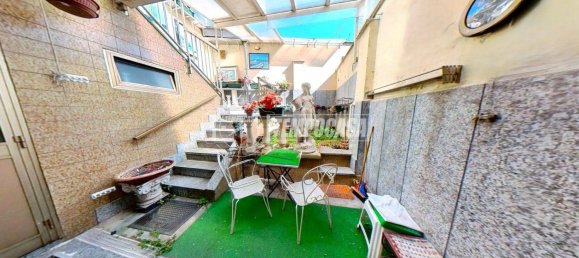 5 bedrooms House in Turin, Italy No. 297683 2