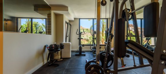 7 bedrooms Villa in Marbella, Spain No. 33860 33