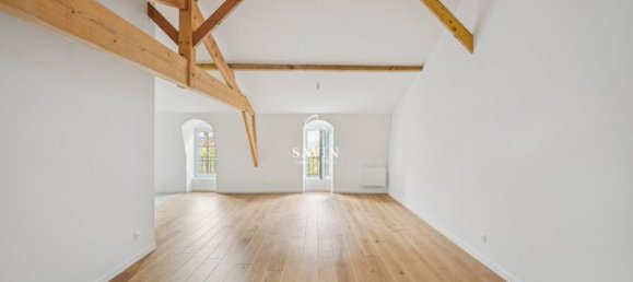 3 bedrooms Duplex in Seine-Saint-Denis, France No. 359300 4