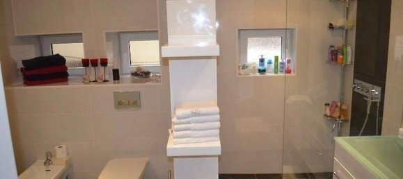 Квартира с 3 спальнями в Нюрнберг, Германия № 347107 4