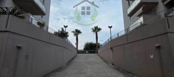 Квартира с 2 спальнями в Альба Адриатика, Италия № 341321 22