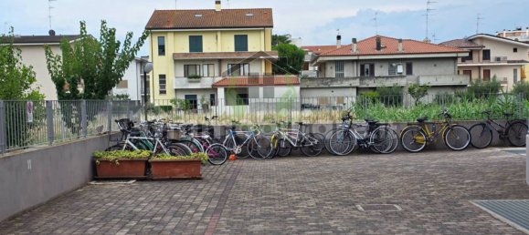 Квартира с 2 спальнями в Альба Адриатика, Италия № 341321 21