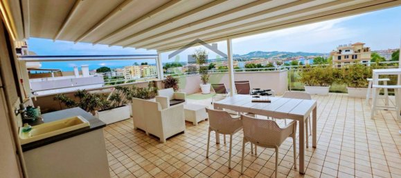 Квартира с 2 спальнями в Альба Адриатика, Италия № 341321 3