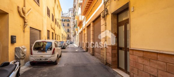 Квартира с 3 спальнями в Палермо, Италия № 274218 4