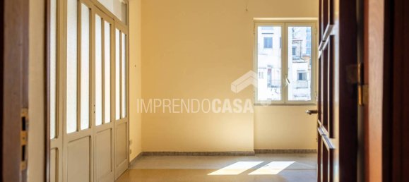 Квартира с 3 спальнями в Палермо, Италия № 274218 8