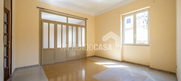 Квартира с 3 спальнями в Палермо, Италия № 274218 3