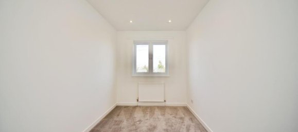 3 bedrooms Apartment in London, United Kingdom No. 11638 9