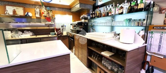 4 rooms Commercial property in Milan, Italy No. 287966 3