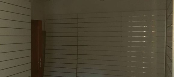 Propriété commerciale à Perugia, Italy 30m² No. 328038 3