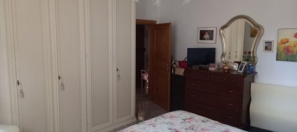 Квартира с 3 комнатами в Поджибонси, Италия № 202391 11