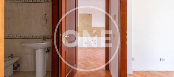 2 bedrooms Apartment in Rome, Italy No. 323613 13
