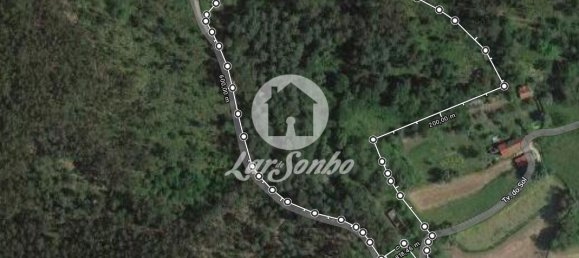 2 bedrooms House in Caires, Portugal No. 61641 2