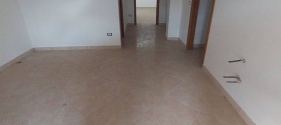 5-Zimmer Wohnung in Airola, Italy, Nr. 262987 6