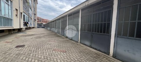 24m² Garage in Turin, Italy No. 376446 4