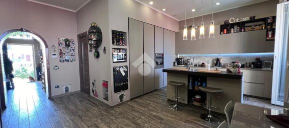 3 rooms Apartment in Casavatore, Italy No. 129908 6