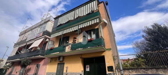 3 rooms Apartment in Casavatore, Italy No. 129908 17