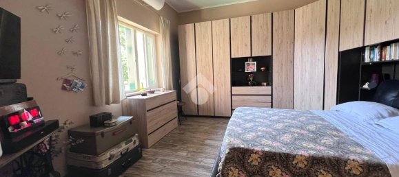 3 rooms Apartment in Casavatore, Italy No. 129908 9