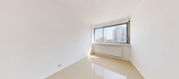 3 bedrooms Apartment in Mulhouse, France No. 250235 4