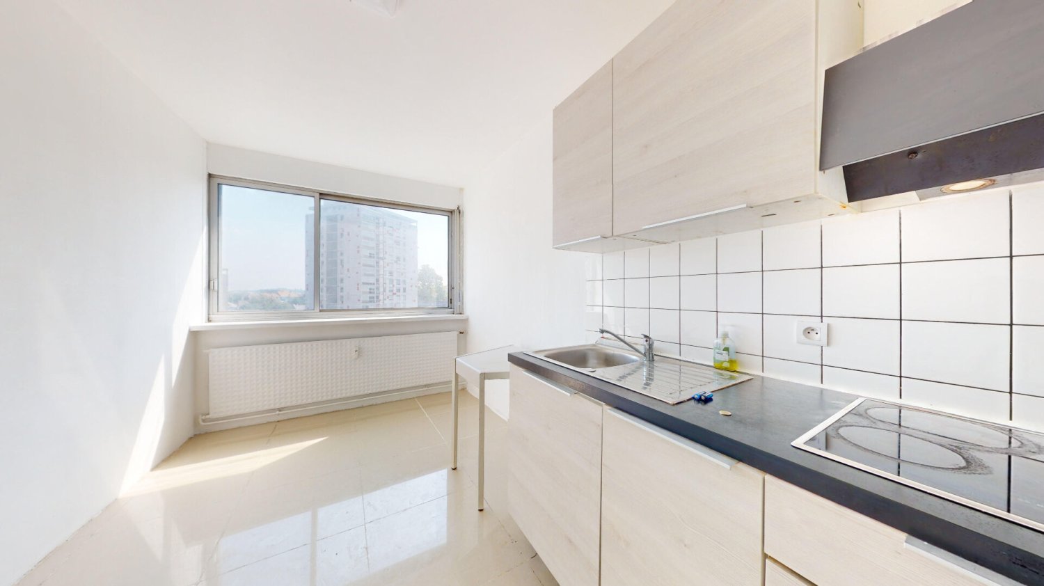 3 bedrooms Apartment in Mulhouse, France No. 250235