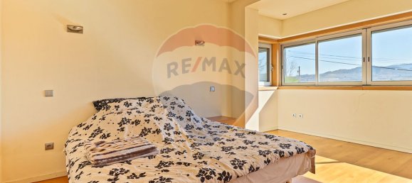 3 bedrooms House in Brito, Portugal No. 149033 21