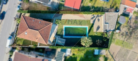 3 bedrooms House in Brito, Portugal No. 149033 32