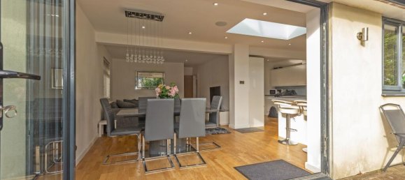 3 bedrooms Bungalow in Banstead, United Kingdom No. 10461 2