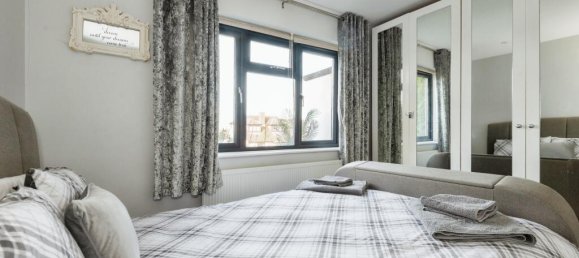 3 bedrooms Bungalow in Banstead, United Kingdom No. 10461 16