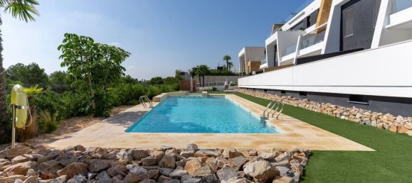 Ático de 3 dormitorios en Dehesa De Campoamor, Spain No. 188337 4