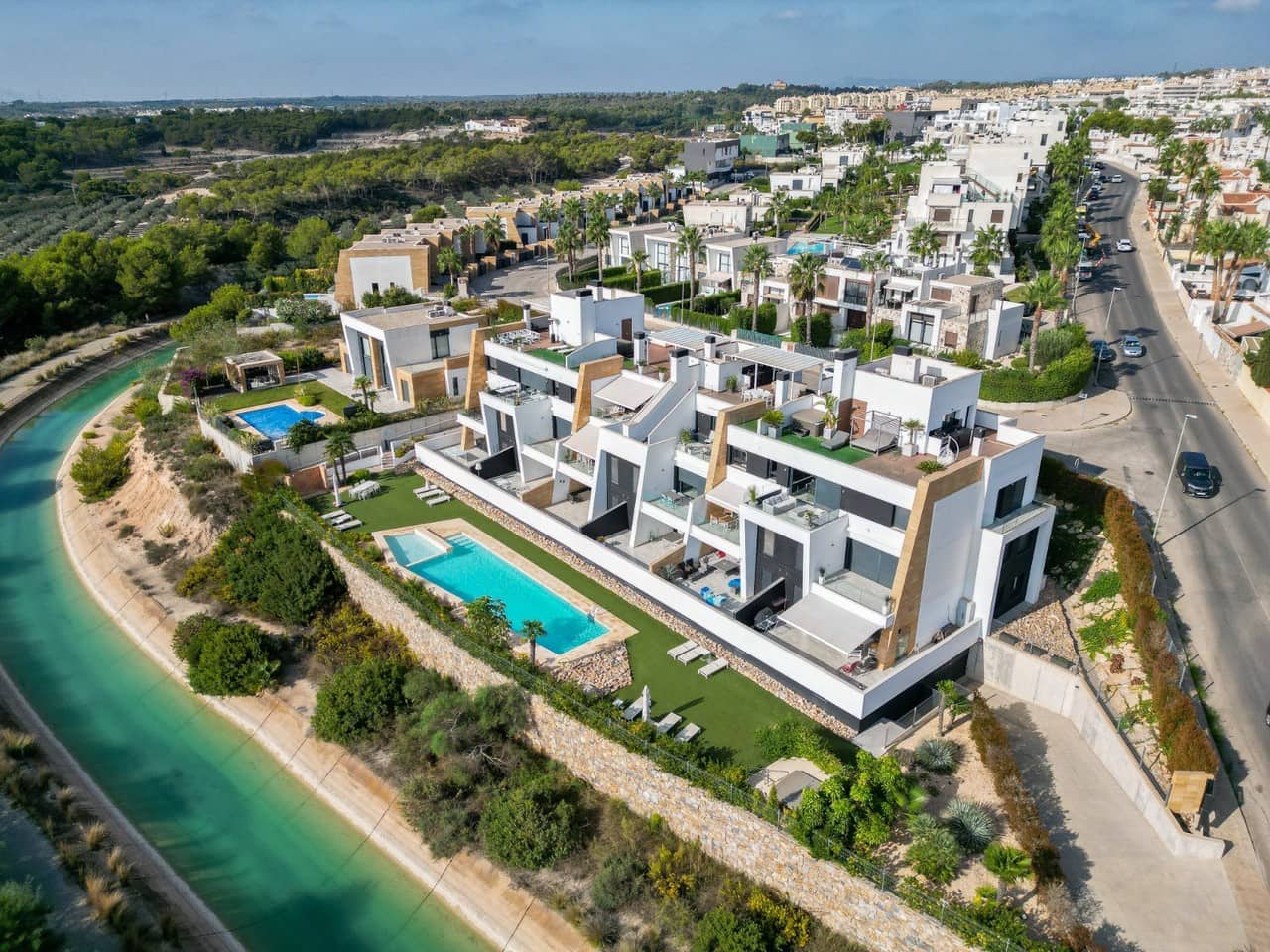 Ático de 3 dormitorios en Dehesa De Campoamor, Spain No. 188337