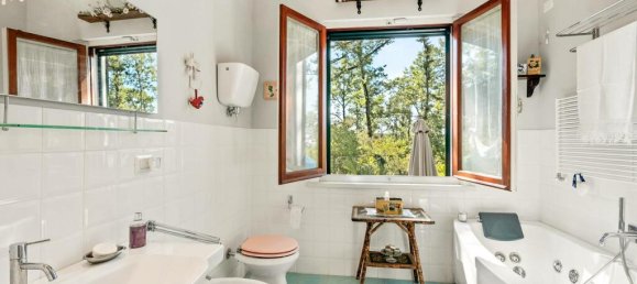 5 bedrooms Villa in Trequanda, Italy No. 52899 52