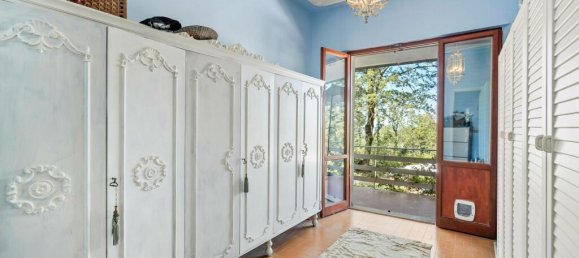 5 bedrooms Villa in Trequanda, Italy No. 52899 53