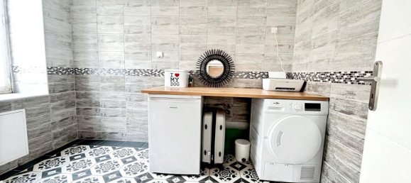 3 Schlafzimmer Wohnung in Saint-Etienne, France, Nr. 343270 8